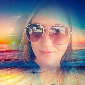 Meet your Posher, Joanna